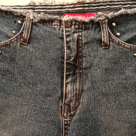 Jeans - Picture 2 of 7